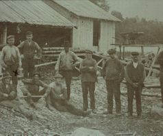 3. Arbetslag vid sågen vid Ängen 1919 (närbild)