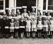 Ukna kyrkskola 1951-52 Klass 1-2 